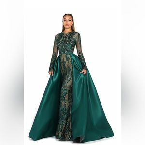 STYLE 1705 EMERALD GREEN BY PORTIA & SCARLETT